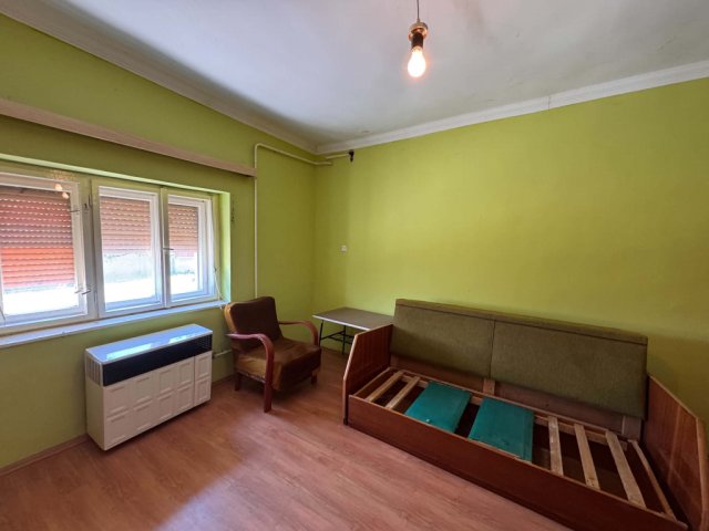 Eladó családi ház, Vámospércsen 27.9 M Ft, 2 szobás