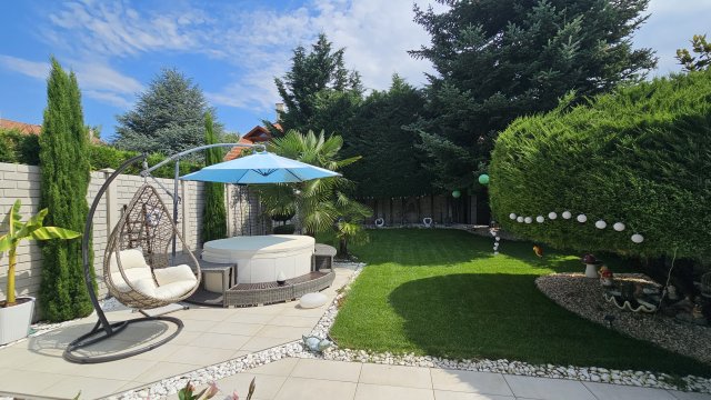 Eladó családi ház, Törökbálinton 249 M Ft, 4 szobás