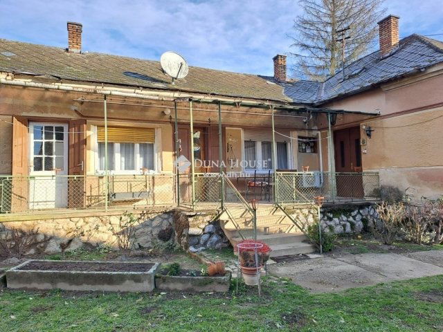 Eladó családi ház, Regenyén 22.99 M Ft, 4 szobás