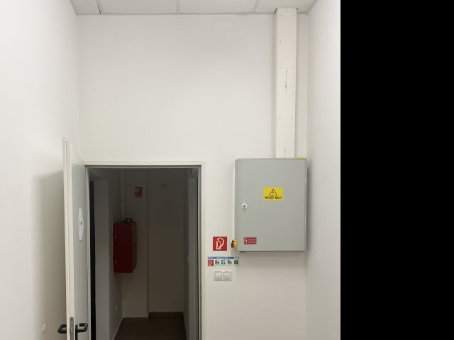 Kiadó iroda, Szegeden, Etelka soron 227 E Ft / hó