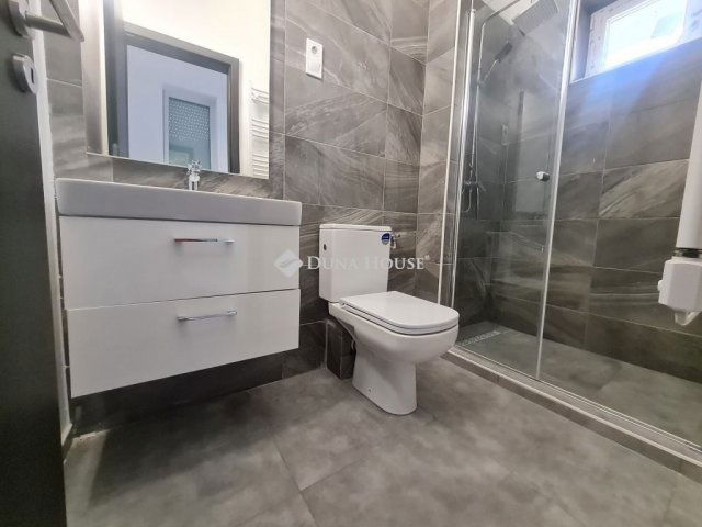 Eladó ikerház, Siófokon 84.75 M Ft, 3 szobás