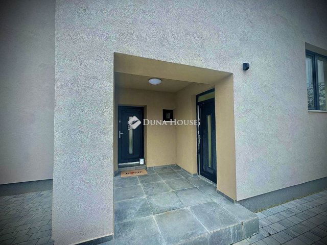 Eladó téglalakás, Budapesten, XVIII. kerületben 159 M Ft