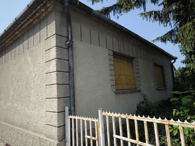 Eladó családi ház, Győrújbaráton 29.9 M Ft, 3 szobás