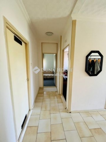 Eladó családi ház, Tápiószentmártonon 29.9 M Ft, 4 szobás