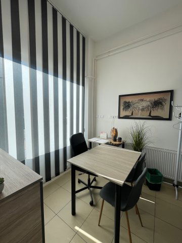 Kiadó üzlethelyiség, Nyíregyházán 600 E Ft / hó, 5 szobás