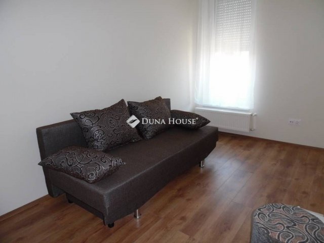 Kiadó téglalakás, albérlet, Debrecenben 190 E Ft / hó, 2 szobás