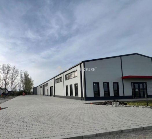 Eladó ipari ingatlan, Szolnokon, Thököly úton 465 M Ft