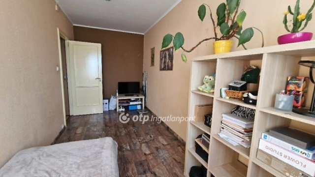 Eladó panellakás, Budapesten, XX. kerületben 76.9 M Ft