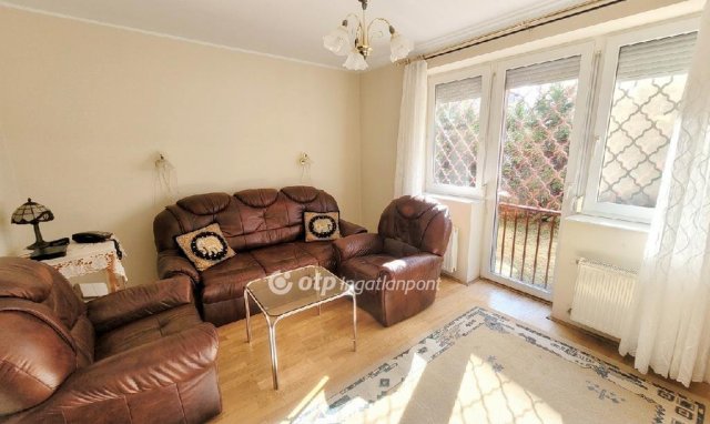 Eladó téglalakás, Budapesten, XIII. kerületben 78 M Ft