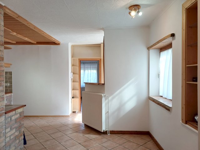 Eladó családi ház, Dunaharasztin 98.8 M Ft, 3 szobás