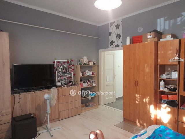 Eladó családi ház, Szegeden 62.9 M Ft, 3 szobás