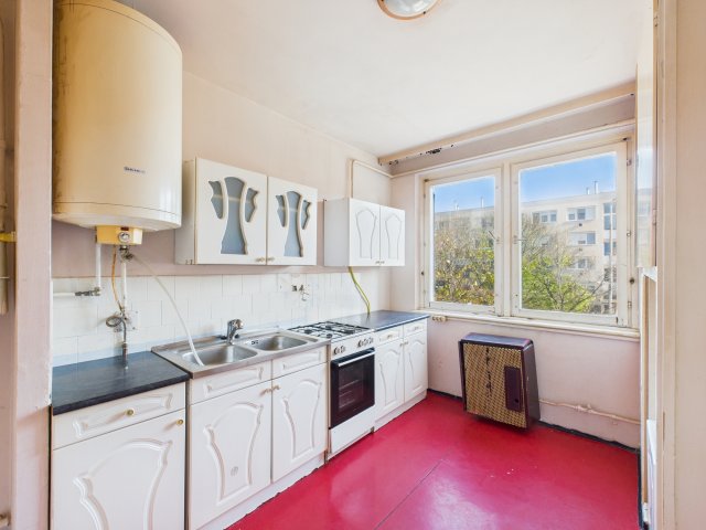 Eladó panellakás, Hajdúböszörményen 42.9 M Ft, 2 szobás