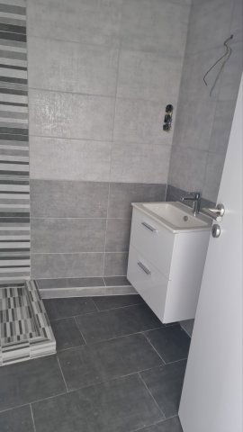 Eladó téglalakás, Budapesten, XX. kerületben, Baross utcában