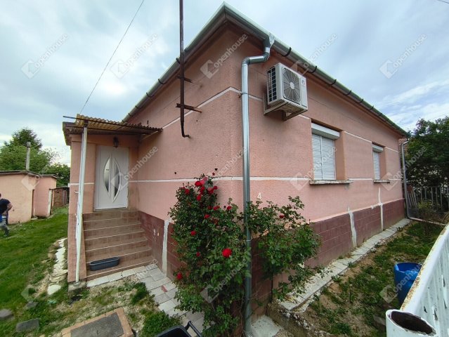 Eladó családi ház, Gersekaráton 35 M Ft, 4 szobás