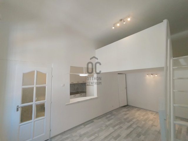 Eladó téglalakás, Budapesten, VIII. kerületben 42.9 M Ft