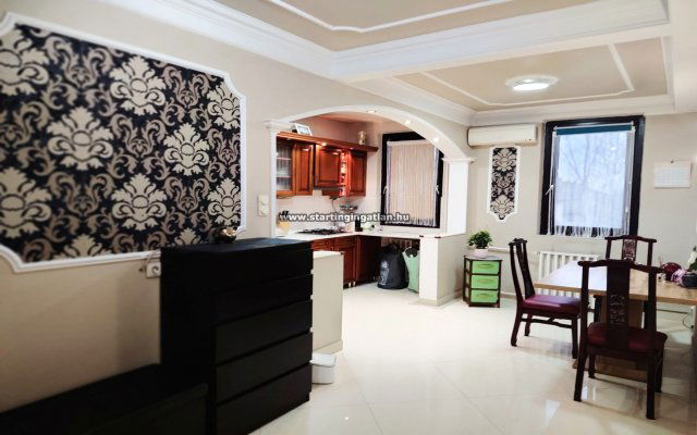 Eladó panellakás, Budapesten, X. kerületben, Kőbányai úton