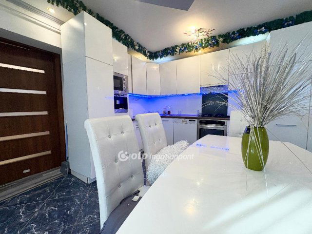 Eladó családi ház, Mezőkövesden 28.5 M Ft, 3 szobás