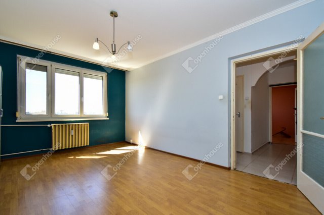 Eladó téglalakás, Szegeden 42.5 M Ft, 2 szobás