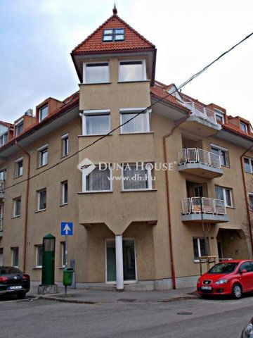 Eladó téglalakás, Budapesten, III. kerületben 111 M Ft, 3 szobás