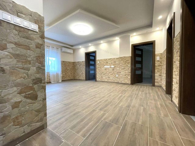 Eladó családi ház, Veresegyházon 115 M Ft, 3 szobás