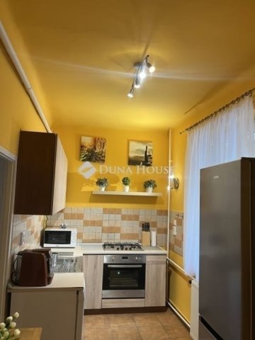 Eladó téglalakás, Budapesten, XIII. kerületben 87 M Ft, 2 szobás