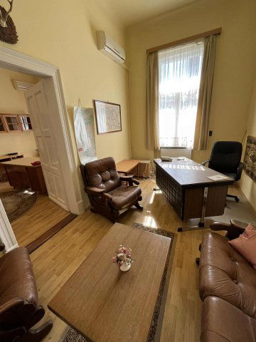 Eladó iroda, Szigetváron 21 M Ft, 2 szobás / költözzbe.hu