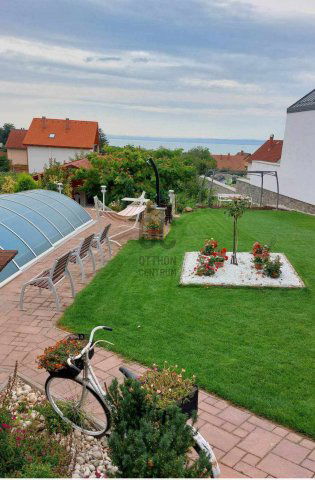 Eladó családi ház, Csopakon 129.99 M Ft, 4 szobás