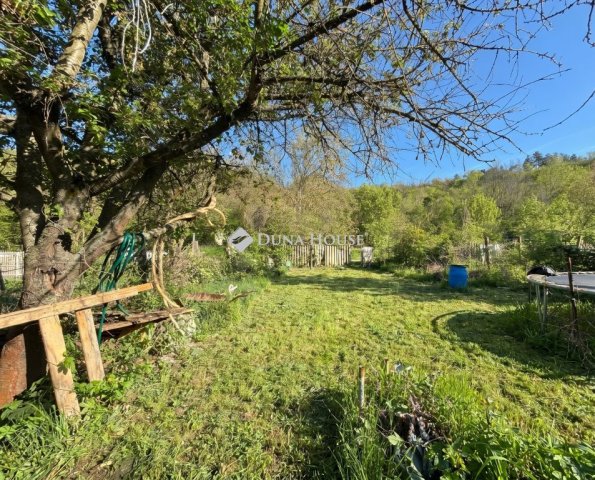 Eladó telek, Nyergesújfaluban 1.6 M Ft / költözzbe.hu