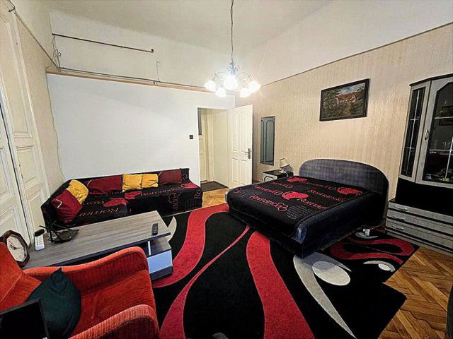 Eladó téglalakás, Budapesten, VI. kerületben, Felső erdősoron