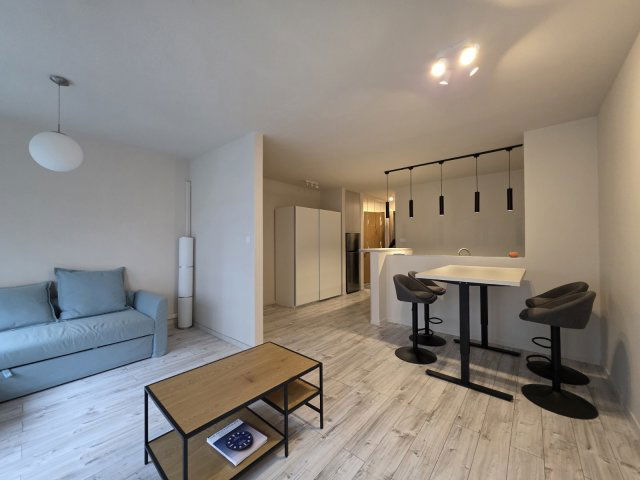 Kiadó téglalakás, albérlet, XIII. kerületben, Népfürdő utcában