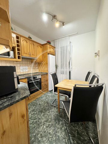 Eladó panellakás, Komlón, Cserma utcában 26.5 M Ft, 2+1 szobás