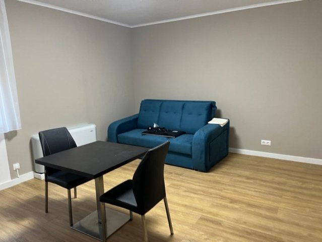 Kiadó téglalakás, albérlet, Tiszaújvárosban, Tisza úton