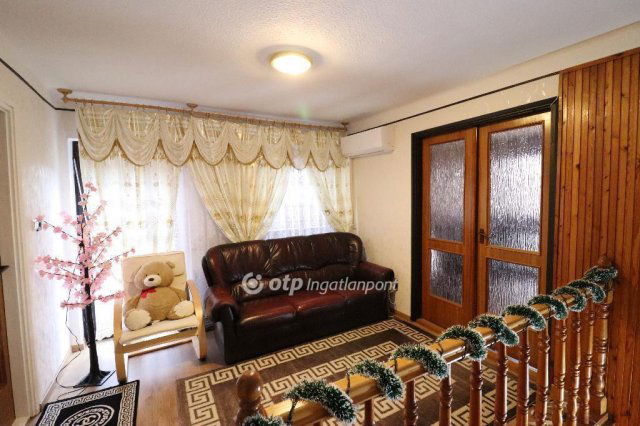 Eladó családi ház, Budapesten, XVIII. kerületben 145 M Ft