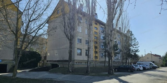 Eladó garázs, Kecskeméten 8.5 M Ft / költözzbe.hu