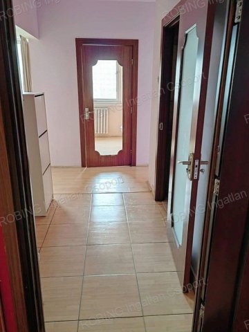 Eladó panellakás, III. kerületben, Zsirai Miklós utcában