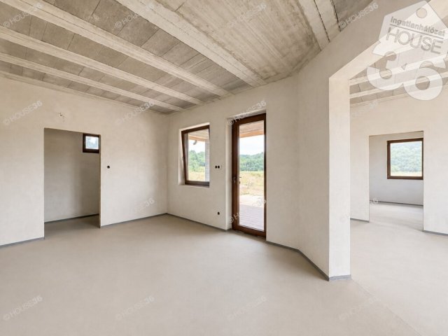 Eladó családi ház, Kecskeméten 105.9 M Ft, 4 szobás