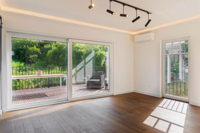 Eladó ikerház, Csobánkán 127 M Ft, 3 szobás