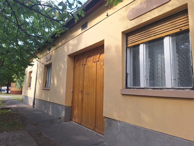 Eladó családi ház, Hódmezővásárhelyen, Dózsa György útján