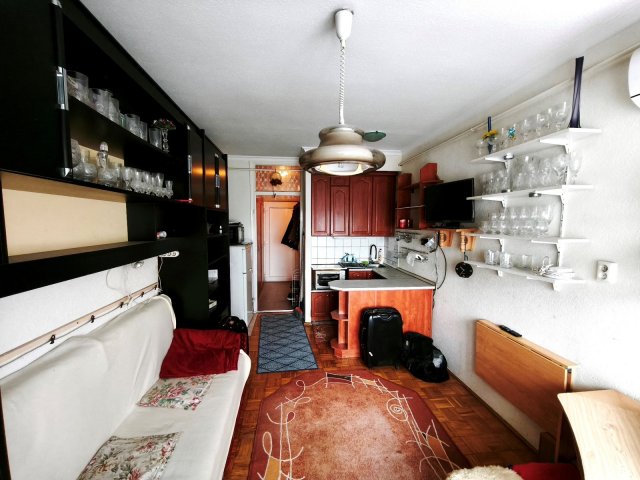 Eladó téglalakás, Nyíregyházán 22.5 M Ft, 1 szobás