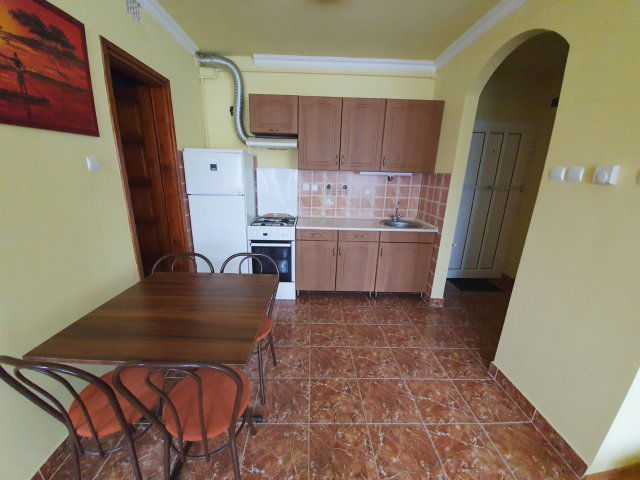 Kiadó téglalakás, albérlet, Nyíregyházán, Sólyom utcában