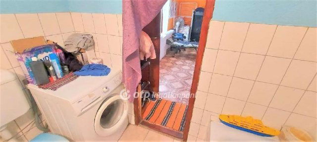 Eladó családi ház, Nagykőrösön 25.2 M Ft, 5 szobás