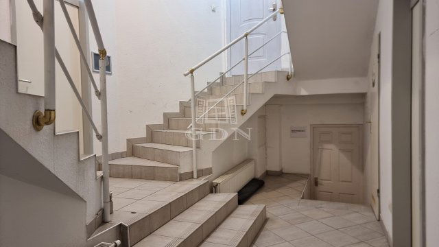 Kiadó iroda, Székesfehérvárott 40 E Ft / hó