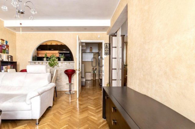 Eladó téglalakás, Budapesten, V. kerületben 94.9 M Ft, 1 szobás