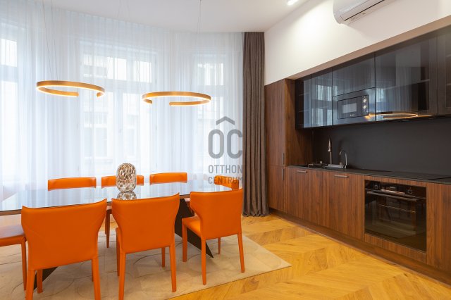 Eladó téglalakás, Budapesten, V. kerületben 255 M Ft, 3 szobás