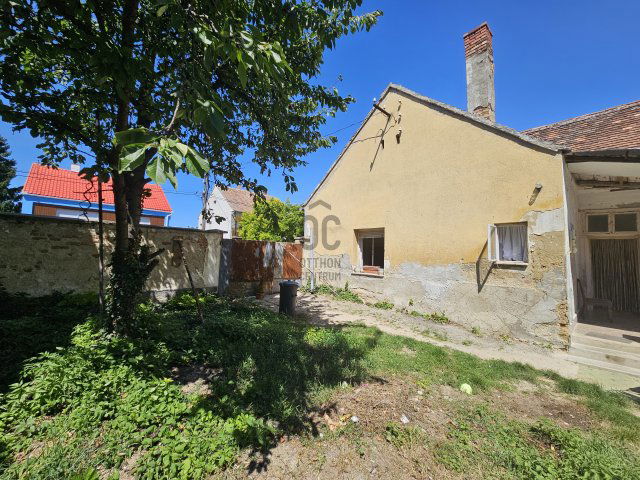 Eladó családi ház, Csepregen 19.9 M Ft, 3 szobás