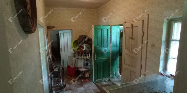 Eladó családi ház, Csömödéren 9.5 M Ft, 2 szobás