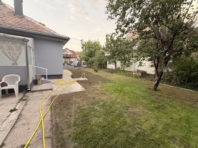Eladó családi ház, Gödön 93 M Ft, 3 szobás