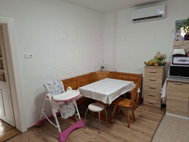 Eladó családi ház, Várpalotán 88 M Ft, 3 szobás