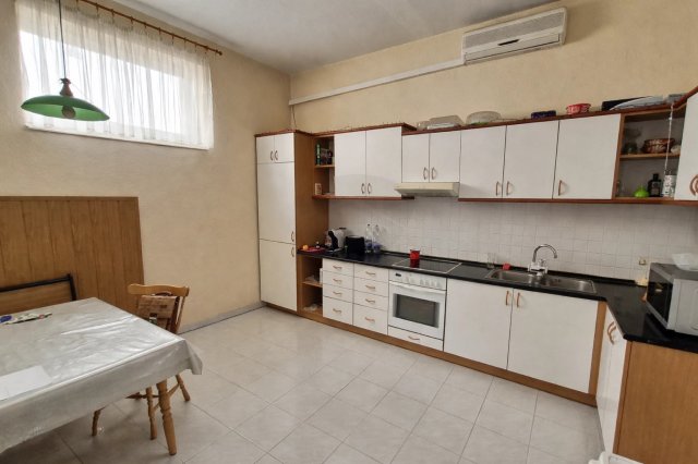 Eladó téglalakás, Baján 34.99 M Ft, 2 szobás