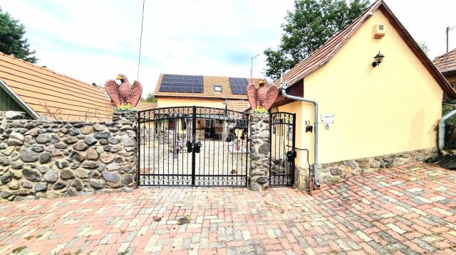 Eladó családi ház, Bernecebarátiban 69 M Ft, 3 szobás